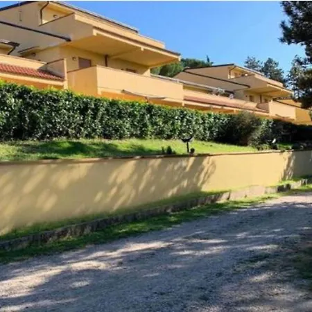Semesterbostad Soulful Holiday In Castel Rigone With Swimming Pool